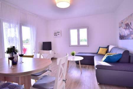 Holiday Home Dinko Pridraga Eksteriør bilde